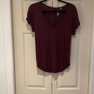 Womens burgundy lightweight top